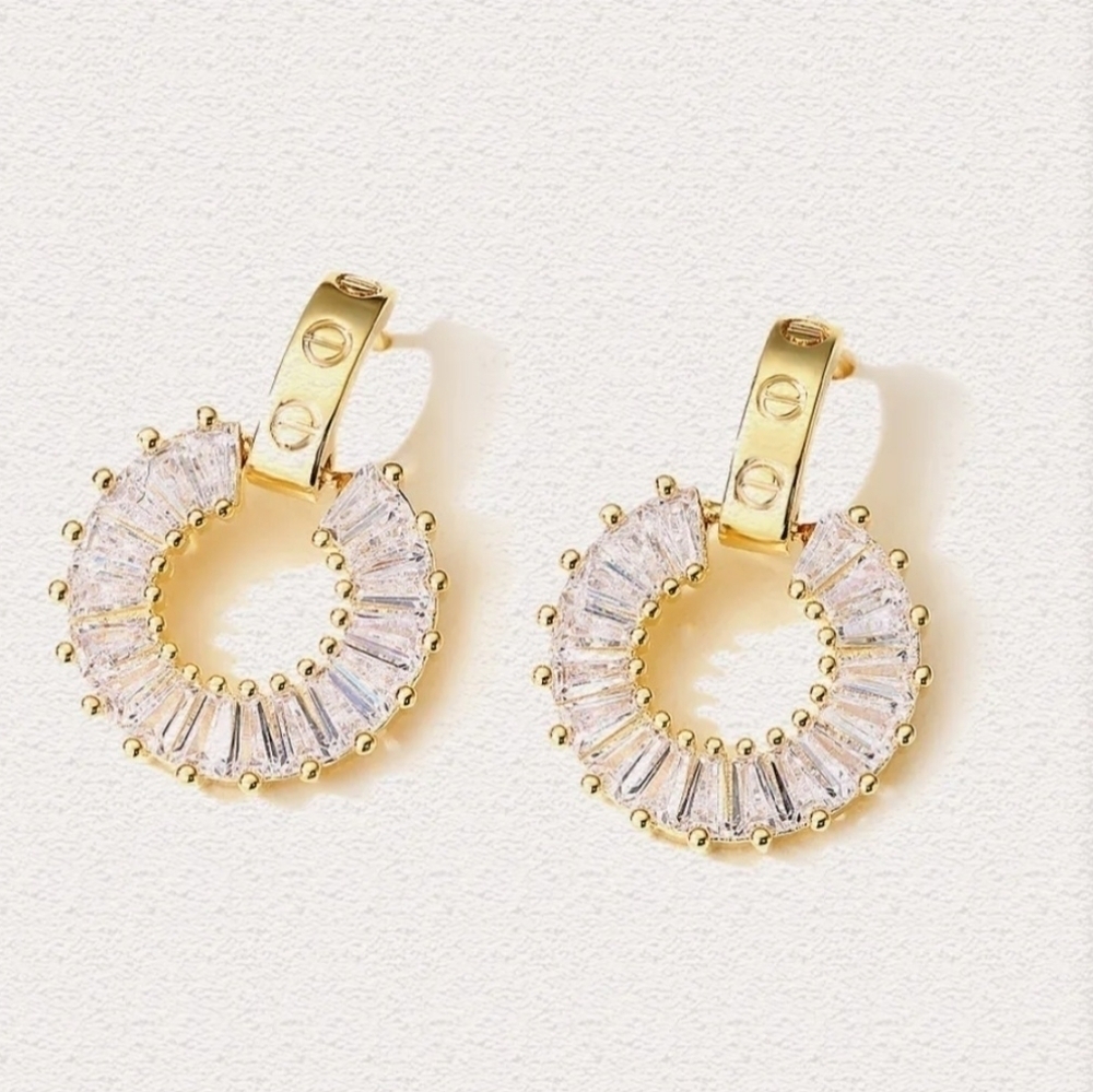 New 14K Gold Baguette Diamond 💎 Earrings